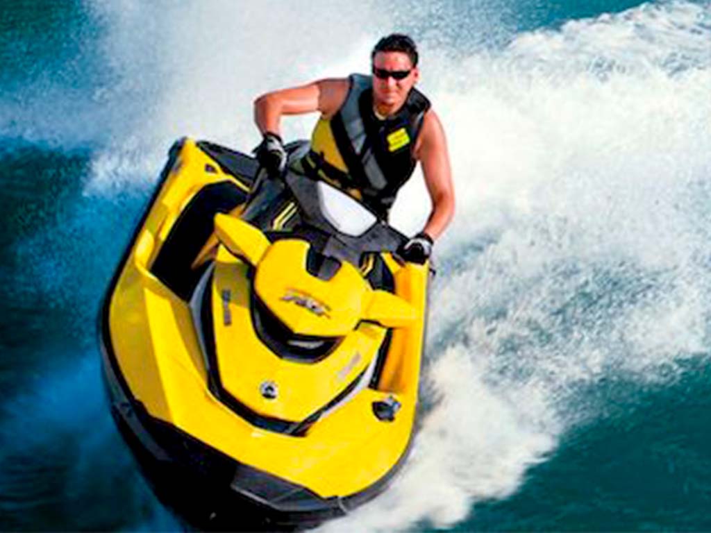 Officina riparazione moto d’acqua jet ski, Officina Semeraro Officina riparazione moto d'acqua jet ski, Officina Semeraro